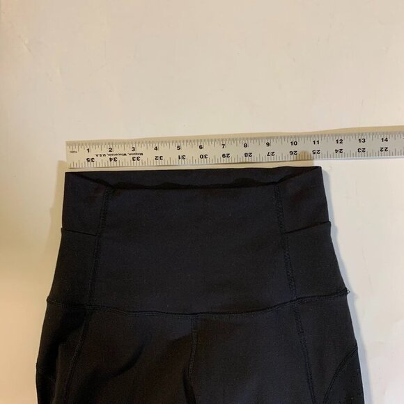 Lululemon Women's Side Vent Perforated Active Compression Leggings Size 4 - Picture 8 of 11